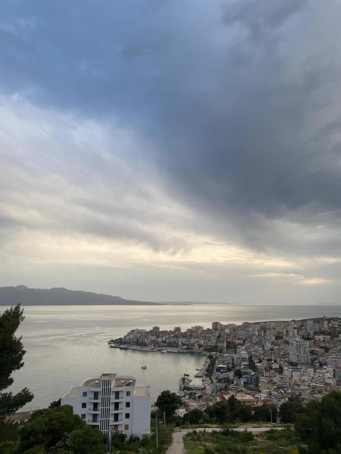 Erika * Saranda